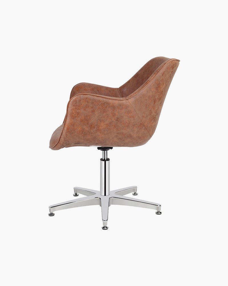 Chloe Ventestol Comfortel Just Add People