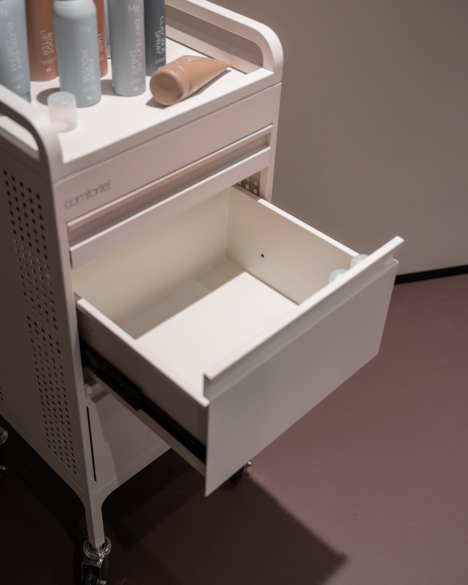 Studio 3 - White trolley - 3 drawers and extra table top